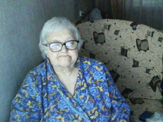 Galina73 live cam on BongaCams