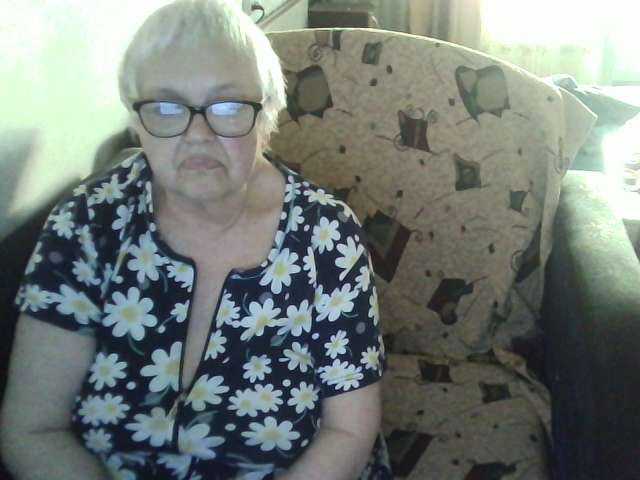 Galina73 live cam on BongaCams