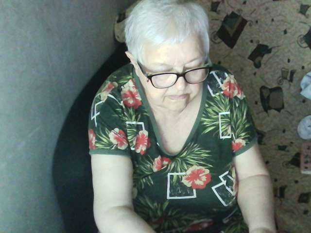 Galina73 live cam on BongaCams