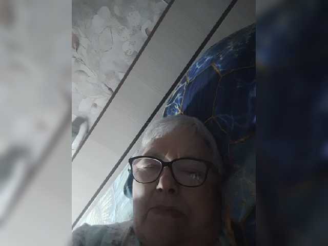 Galina73 live cam on BongaCams