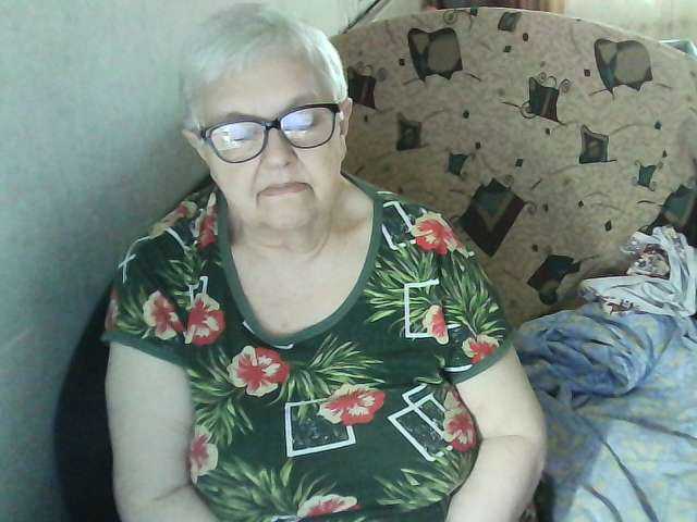 Galina73 live cam on BongaCams
