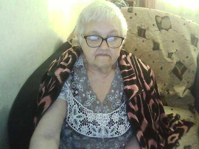Galina73 live cam on BongaCams