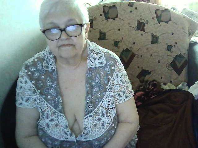 Galina73 live cam on BongaCams