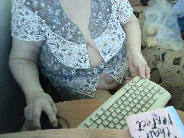 Galina73 live cam on BongaCams