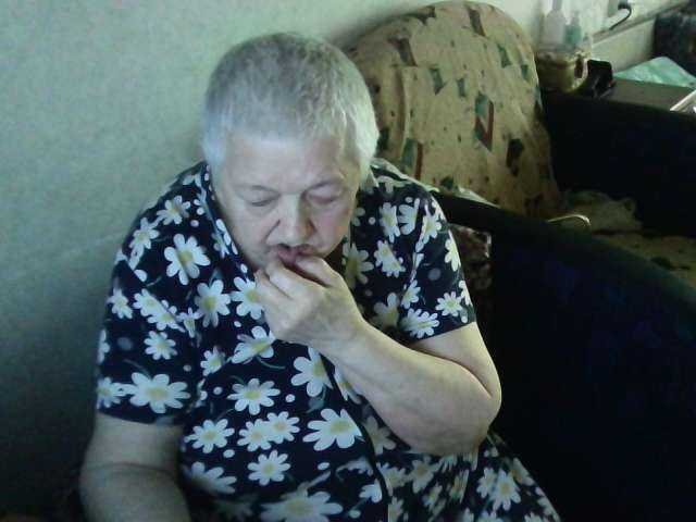 Galina73 live cam on BongaCams