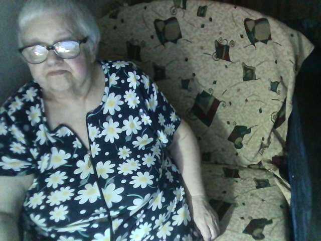 Gelja73 live webcam show
