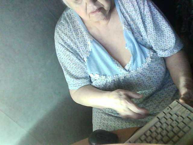 Gelja73 live webcam show