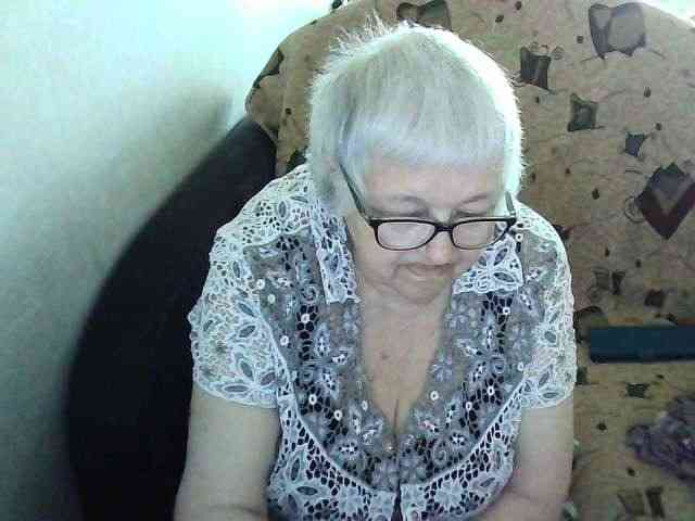 Galina73 live female cam on bongacams