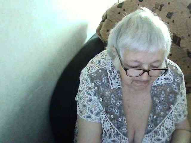 Galina73 live female cam on bongacams