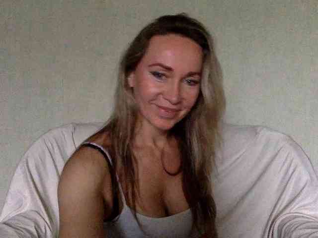 Alia1Alia webcam