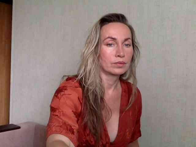 Alia1Alia webcam