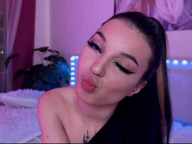 Veronika-Leal live cam on BongaCams