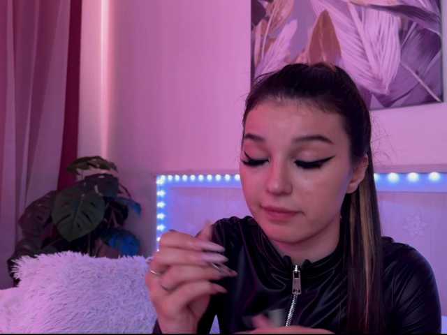 Veronika-Leal live cam on BongaCams
