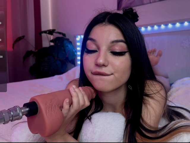 Veronika-Leal live cam on BongaCams