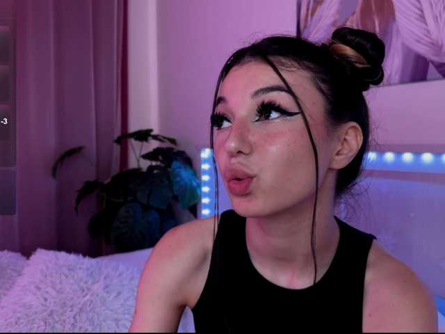 Veronika-Leal live cam on BongaCams