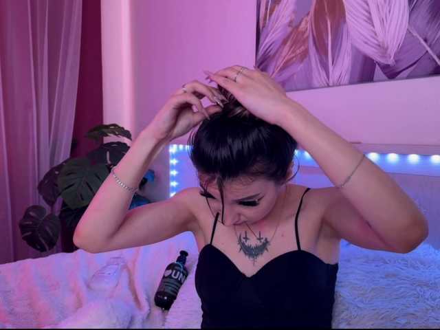 Veronika-Leal live cam on BongaCams
