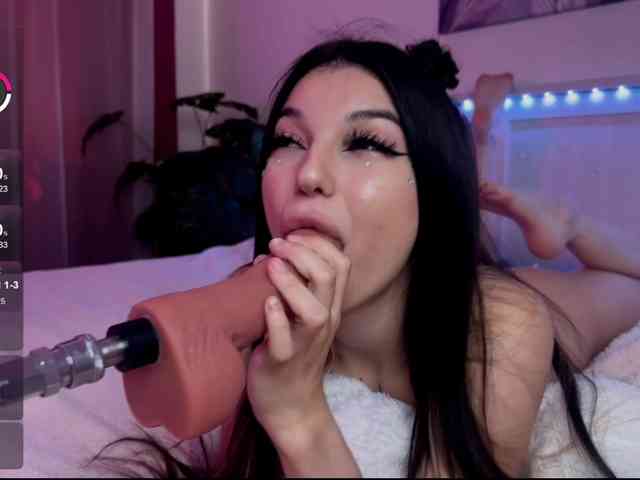 Veronika-Leal webcam