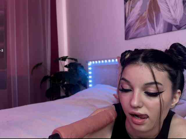 Veronika-Leal Veronika-Leal