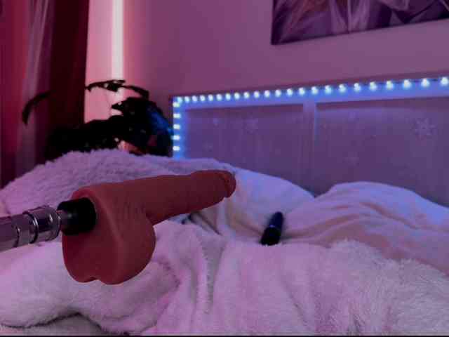 Veronika-Leal webcam