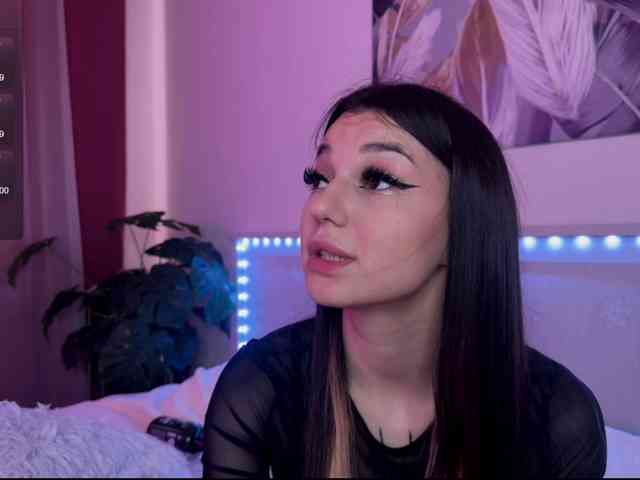 Veronika-Leal webcam