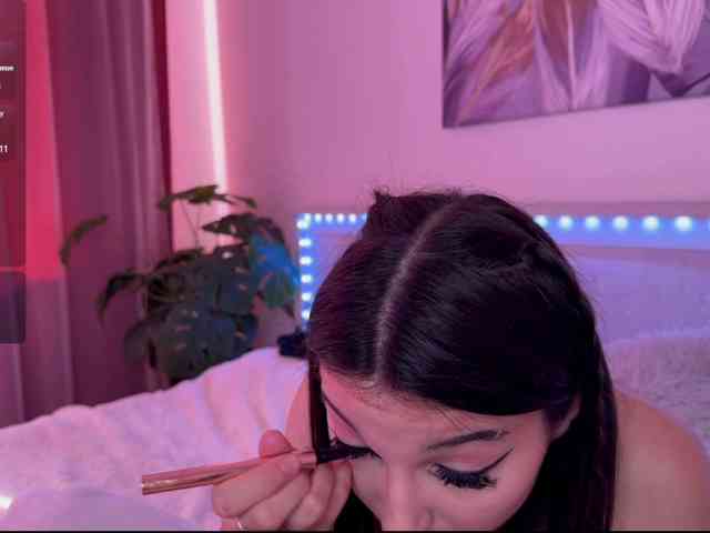 Veronika-Leal webcam