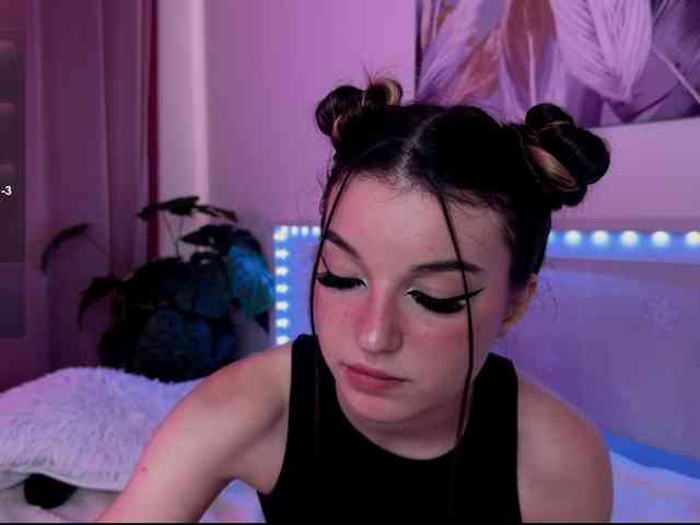 Veronika-Leal webcam