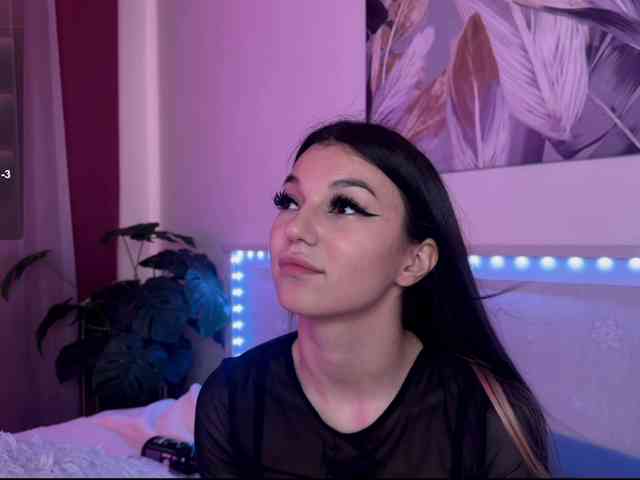 Veronika-Leal Veronika-Leal