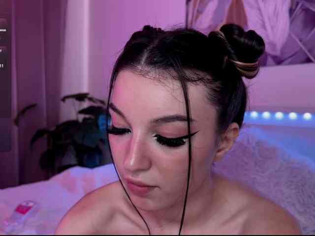 Veronika-Leal webcam