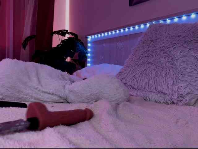 Veronika-Leal webcam