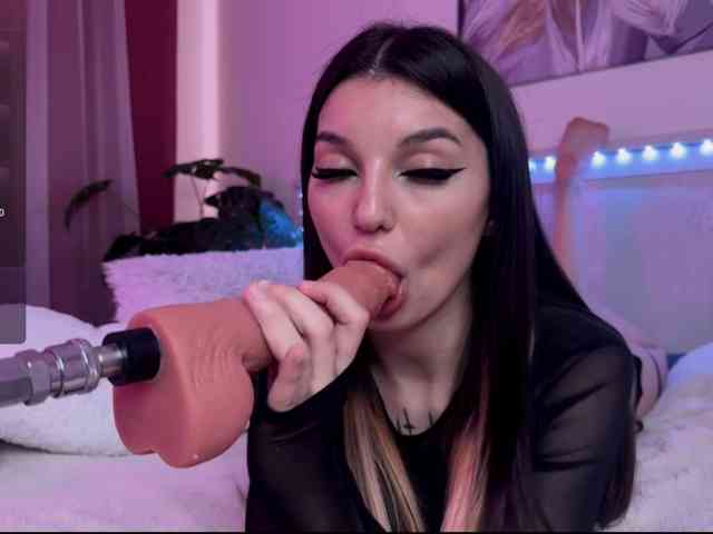 Veronika-Leal webcam