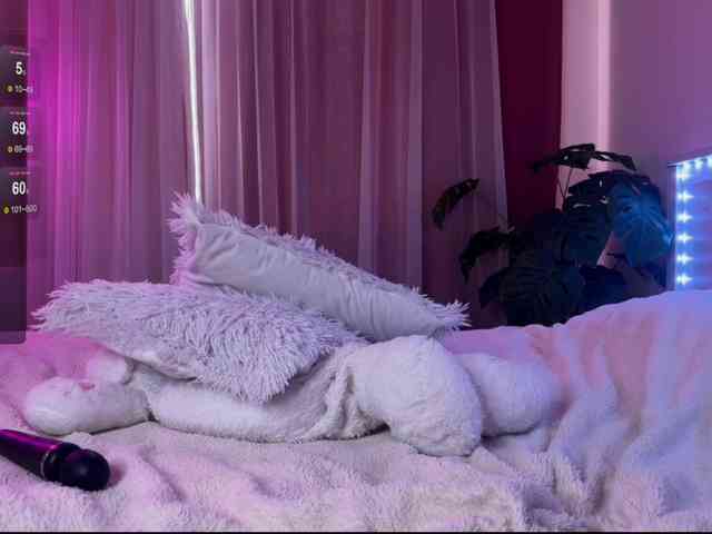 Veronika-Leal webcam