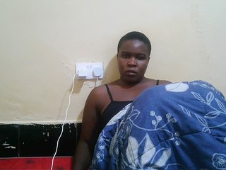 Pretty-221's Live Webcam