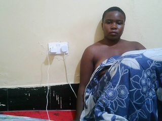 Pretty-221's Live Webcam
