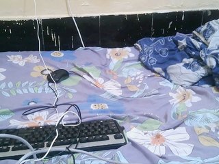Pretty-221's Live Webcam