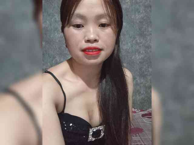Olivia-lyly webcam