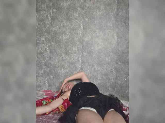 Olivia-lyly webcam