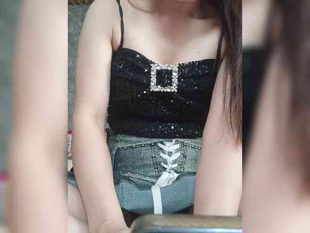 Olivia-lyly webcam