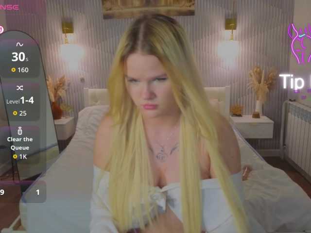 Stellla-Morgans live webcam show