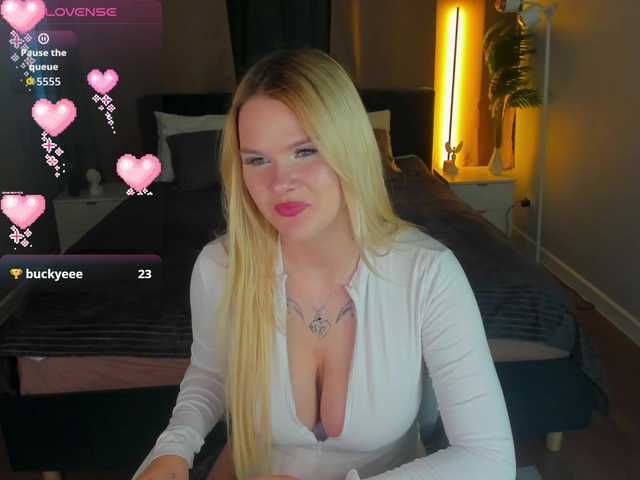 Stellla-Morgans live cam on BongaCams