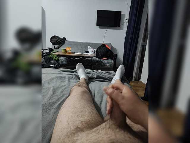 Azaz12331 live cam