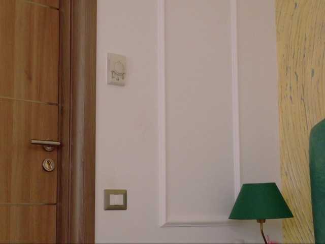 Danielacrudu live cam