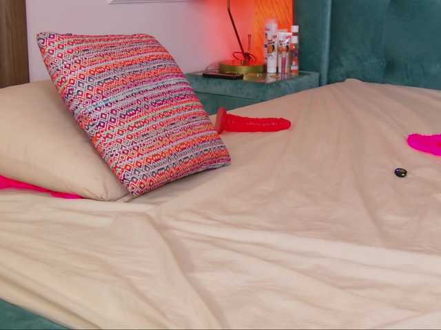 Danielacrudu live cam on BongaCams