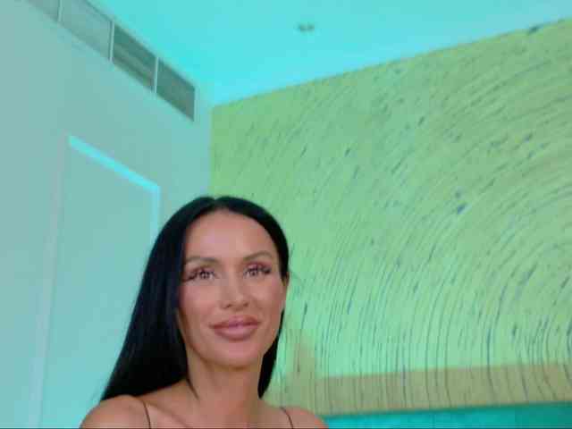 Danielacrudu webcam