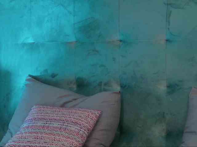 Danielacrudu webcam