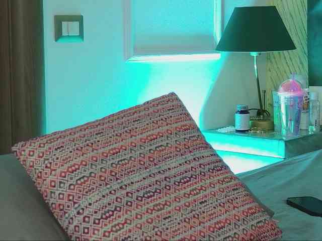 Danielacrudu webcam