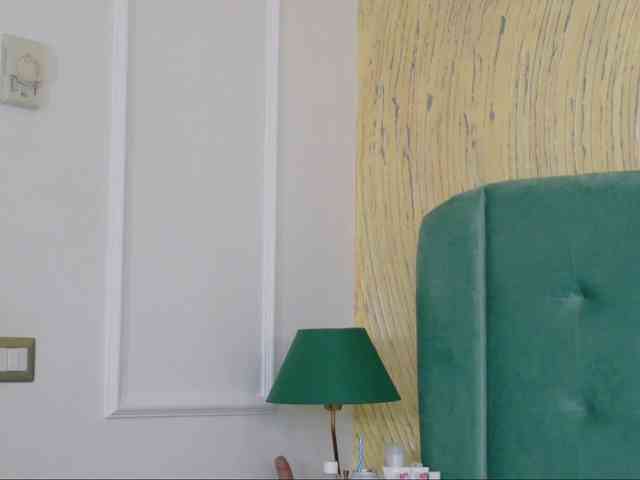 Danielacrudu webcam