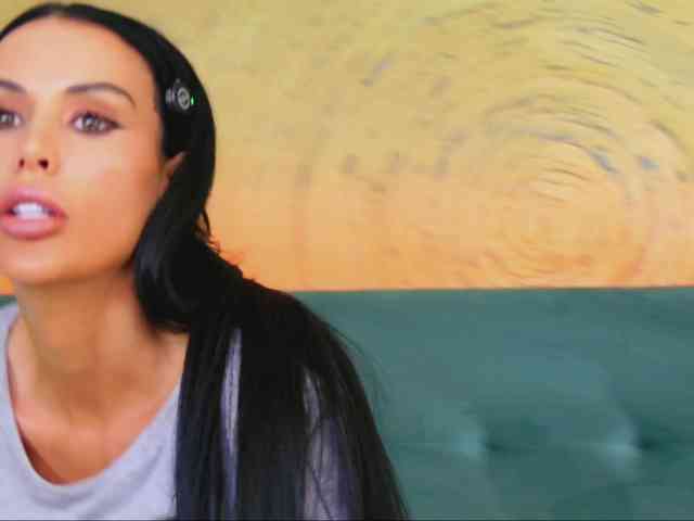 Danielacrudu webcam