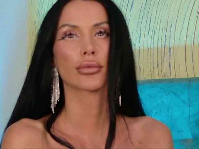 Danielacrudu webcam