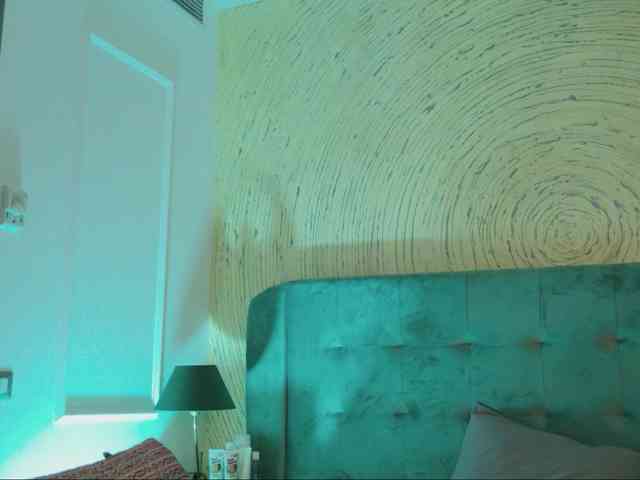 Danielacrudu webcam