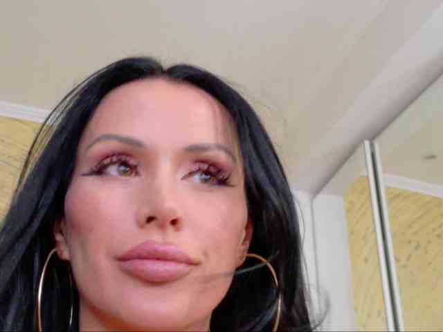 Danielacrudu webcam